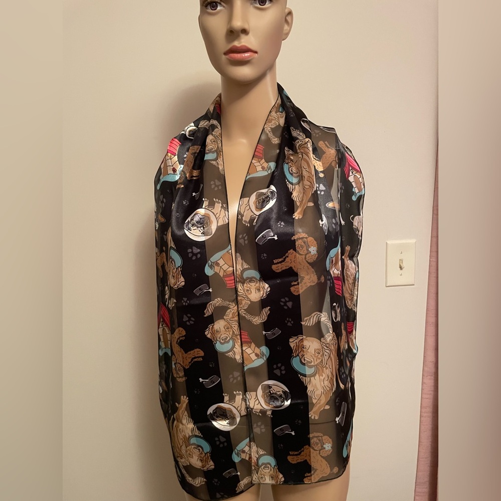 - 🦮 Pretty Fashion Scarf With Dogs 🐕 and Puppies 🐶 Black 🐕🦺 NWOT